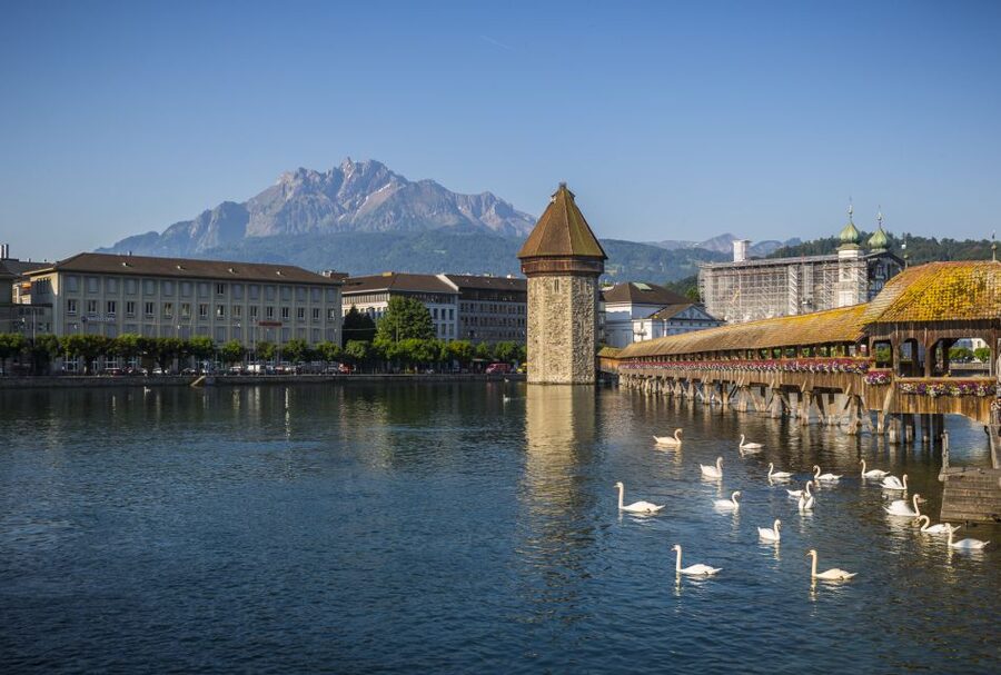 Lucerne: Photography Walking Tour - Musegg Wall and the Included Castle Lift
