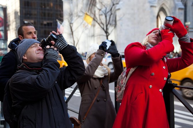 Manhattan Architecture Photography Tour - Times Square: Handling Light, Motion, and Confusion