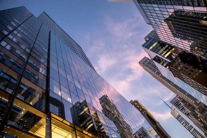Manhattan Architecture Photography Tour - The New York Public Library and Bryant Park