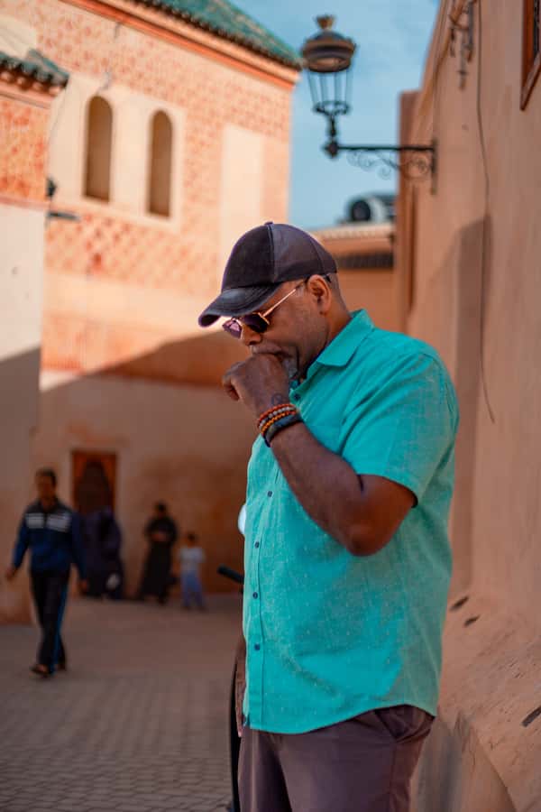 Marrakech Medinas: Your Personal Photoshoot in Paradise - Clothes, Comfort, and Small Practical Choices
