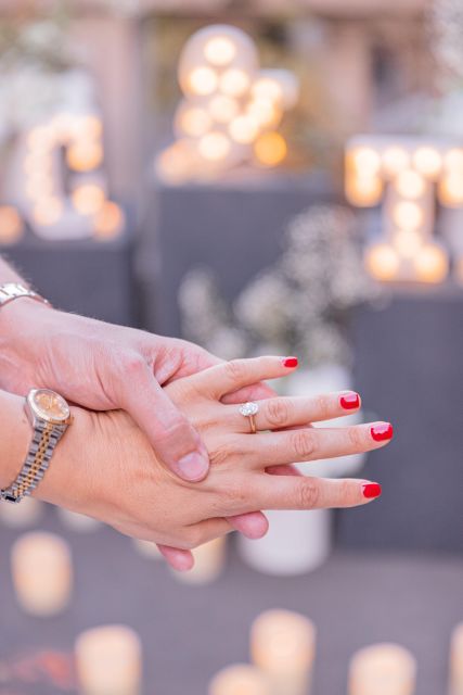 Marriage Proposal in Paris + Photographer 1h-Proposal agency - Flowers, Champagne, balloons, and candlelight