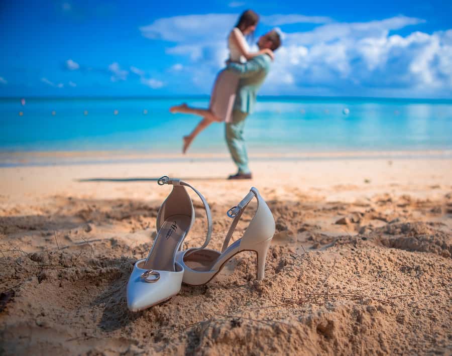 Mauritius: Photoshoot at Mont Choisy Beach - Sunset timing, rain plans, and what to ask