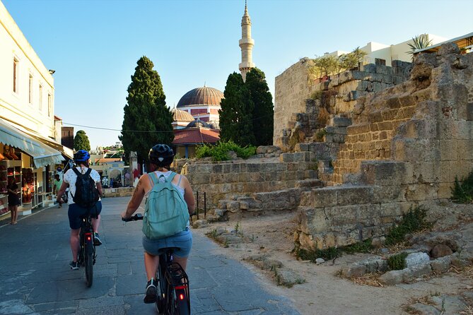 Mediaeval Rhodes E-bike Highlights Photo Tour Morning/Sunset - Safety, traffic, and the guide’s role