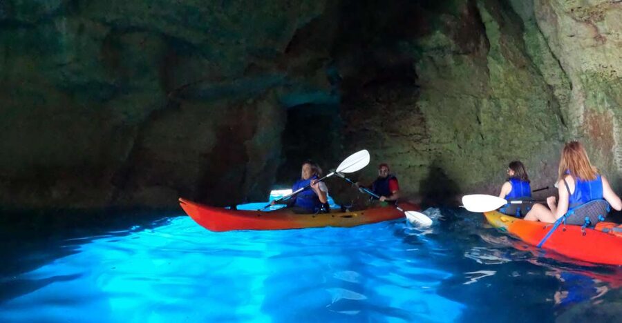 MENORCA: Kayak cave route + photo session. - Key points to know before booking