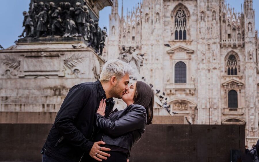 Milan: Private Professional Photoshoot at the Duomo - Key points to know before booking