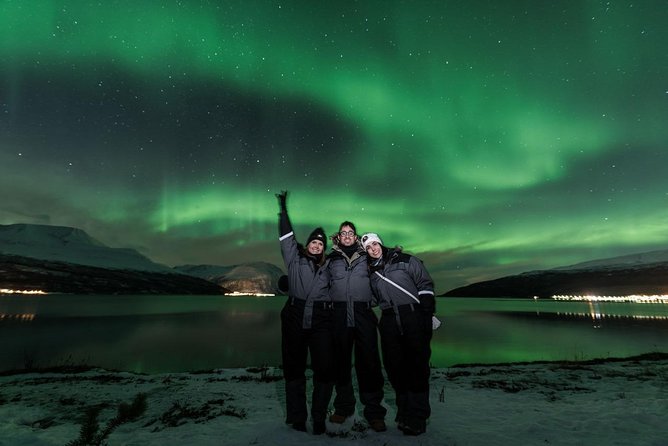 Minibus Northern Lights Chase with Photography from Tromsø - Photography help for beginners and serious cameras