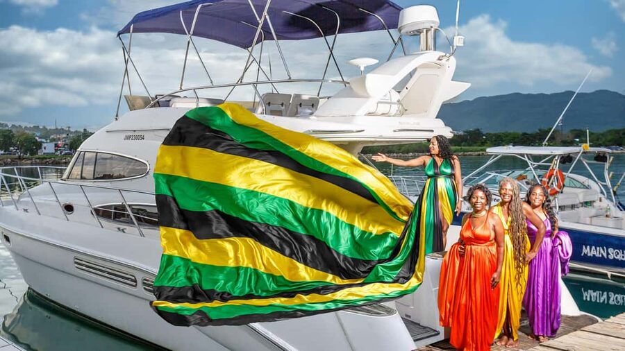 Montego Bay: Flying Dress Photoshoot in Montego Bay Jamaica - Practical details that affect your decision