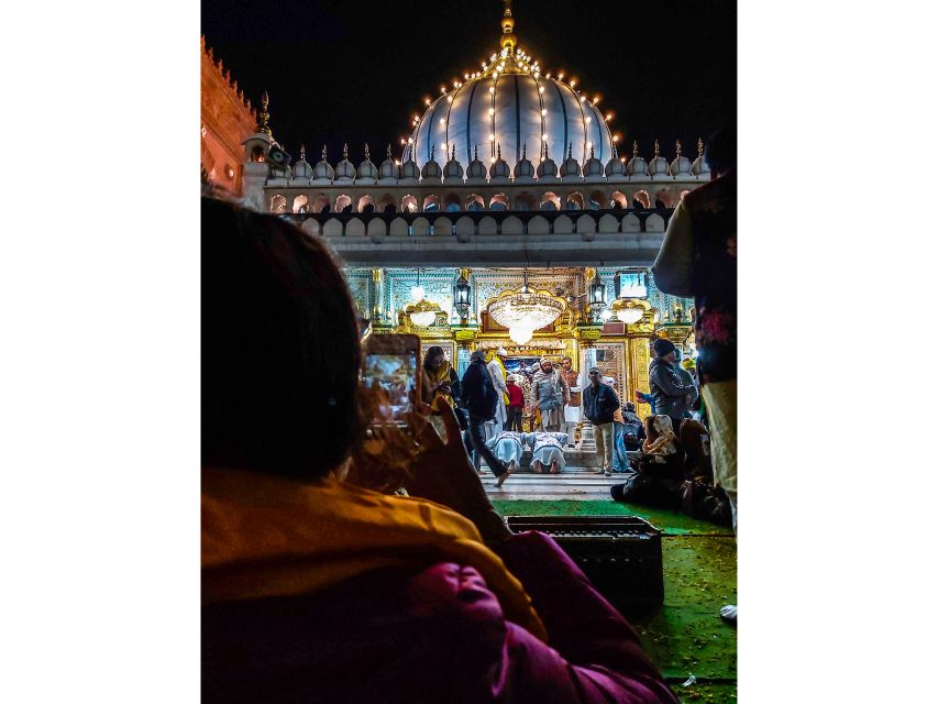New Delhi: Guided Night Photography & Heritage Tour of Delhi - Sabz Burj and the Nizamuddin Area