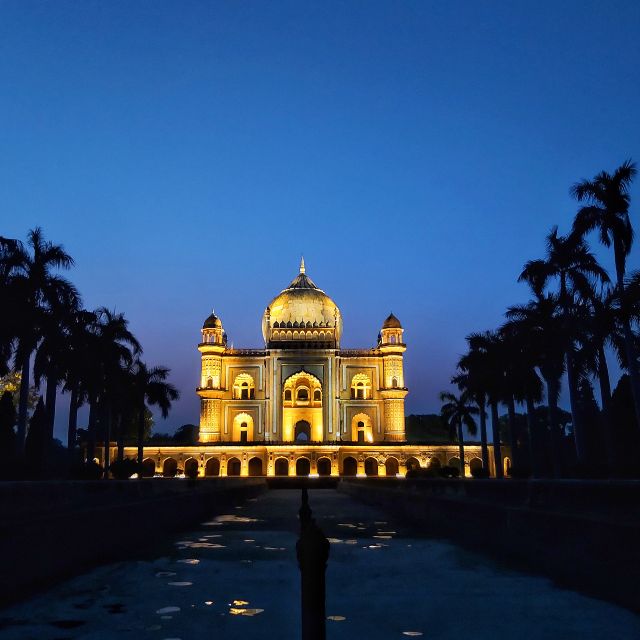 New Delhi: Guided Night Photography & Heritage Tour of Delhi - Starting at Jor Bagh Metro Station