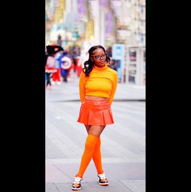 New York City: Solo or Couples Photoshoot in Times Square! - What Bee Lively Photography adds
