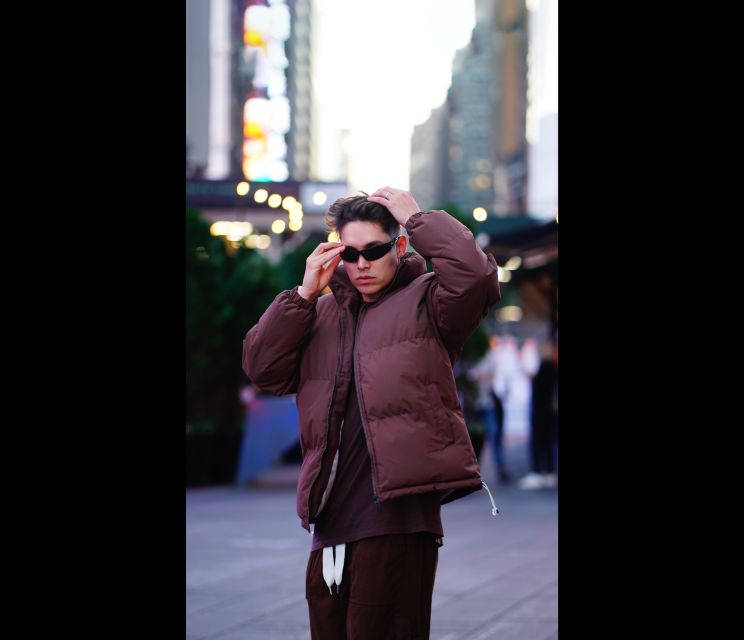 New York City: Solo or Couples Photoshoot in Times Square! - Custom locations beyond Midtown