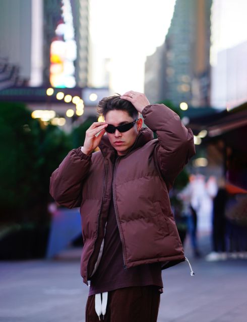 New York City: Solo or Couples Photoshoot in Times Square! - Meeting at Rockefeller Center