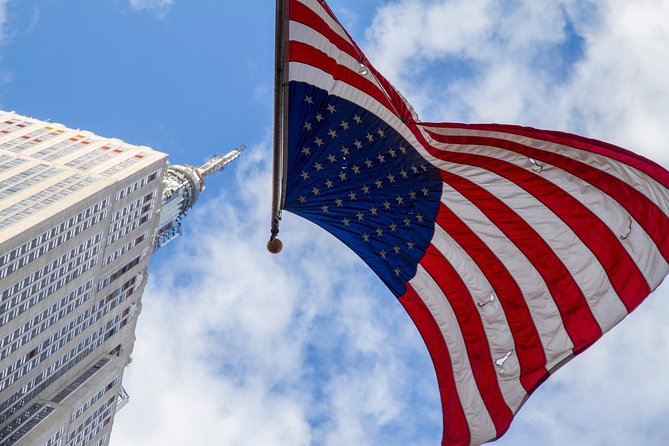 New York Icon Photography Tour led by a Local Photographer - Meeting at 180 Madison Avenue