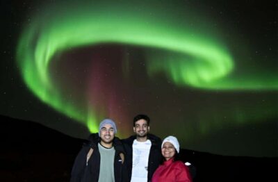 Northern Lights: 4×4 Adventure with Treats, Photos & Cocoa