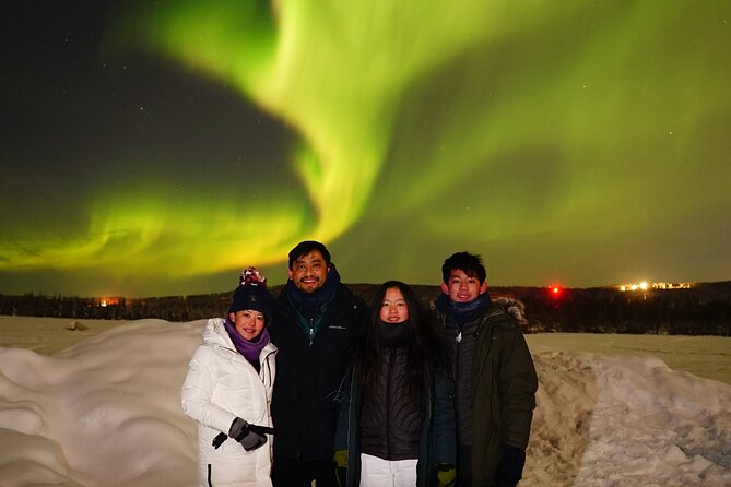 Northern Lights (Aurora Borealis Viewing) Chasing with Photography in Fairbanks - Cold-weather comfort and what you must bring