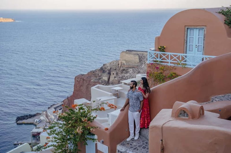 Oia: Couple Photoshoot Seprate Entrance to Blue Dome - The Oia stop and its famous blue domes