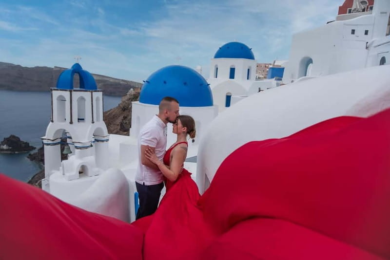 Oía: Santorini Professional Photoshoot with Edited Photos - The photographer’s greatest strength: clear direction