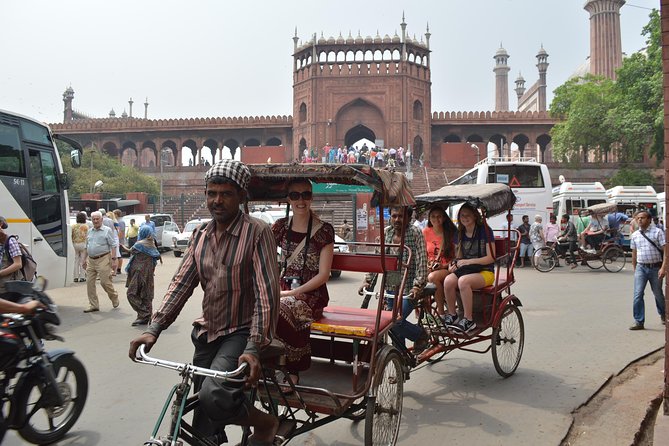 Old Delhi Photography & Food Tour with Rickshaw Ride to Masterji Kee Haveli - Timing, comfort, and who should book