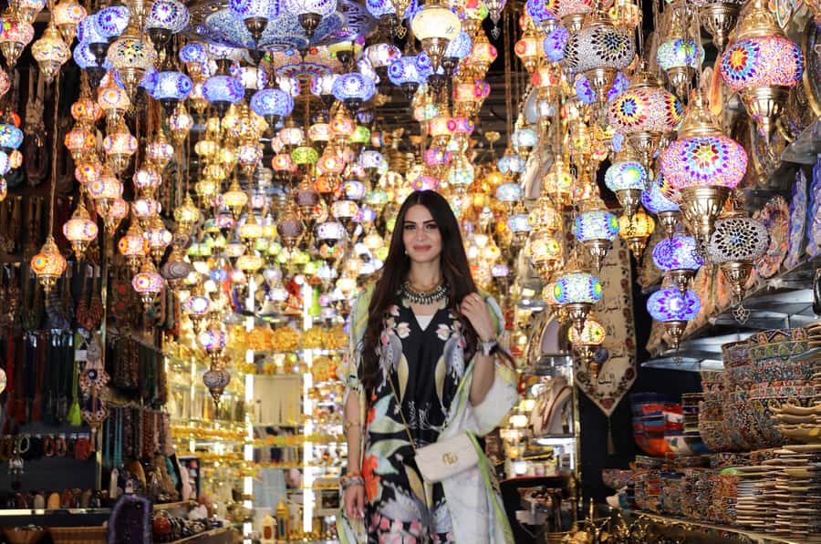 Old Dubai Guided Tour With Photographer: Souks & Street Food - Who should book this Old Dubai tour?