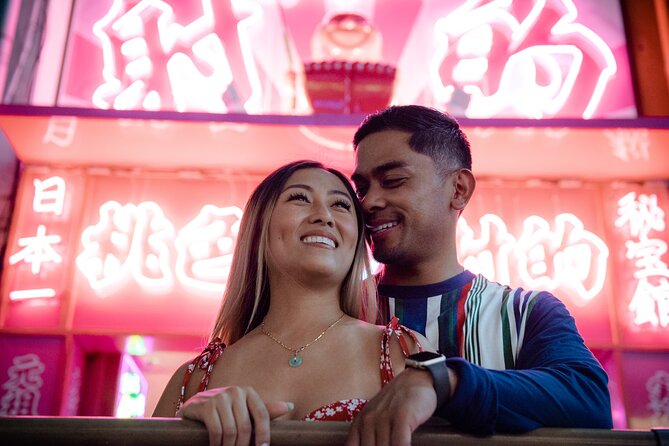 Osaka Dotonbori Night Photoshoot Private | Pro Photographer - What the posing guidance feels like