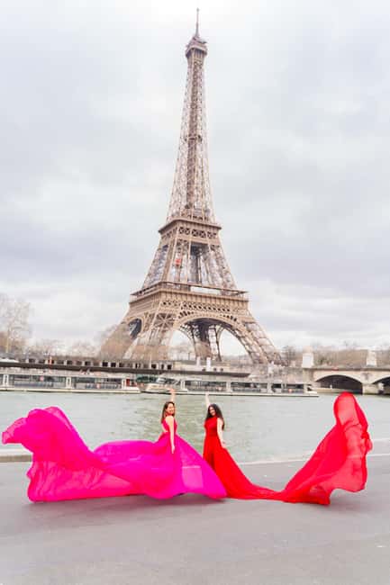 Paris: Eiffel Tower Flying-Dress Photoshoot jonadress - Why this Eiffel Tower photo shoot works