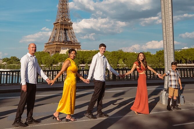 Paris One-Hour Private Photo Shoot - Montmartre: cobblestones, hilltop views, and a more artistic mood
