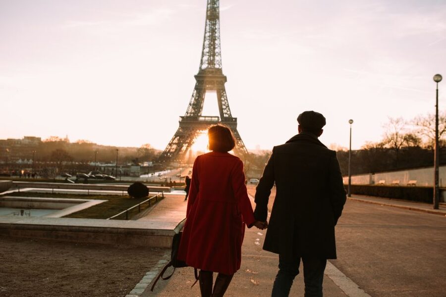 Paris: Photo Shoot with a Private Travel Photographer - Trocadéro and the classic Paris view