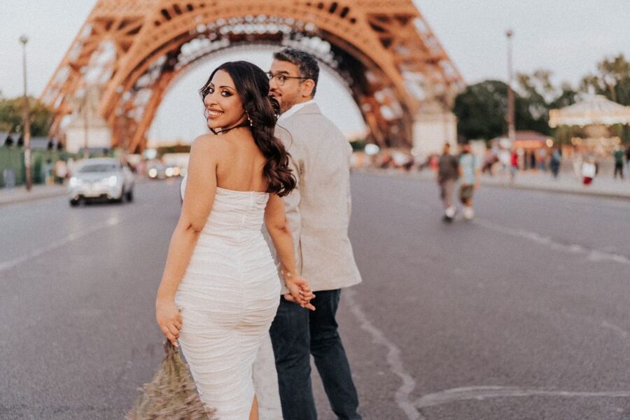 Paris: Photo Shoot with a Private Travel Photographer - What your photographer adds
