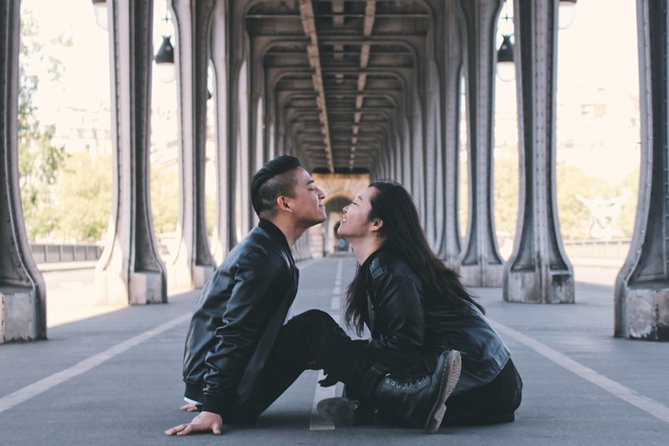 Paris Photo Shoot with Professional Photographer - Starting at Trocadéro with the Eiffel Tower