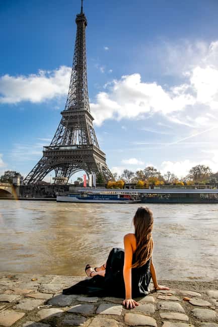 Paris: Photoshoot Around Eiffel Tower with 55 Edited Photos - Starting at Trocadéro and Théâtre Chaillot