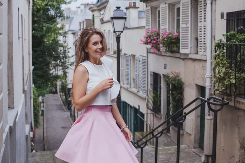 Paris: Private Montmartre Photoshoot with Parisian Charm - Meeting at Buste de Dalida