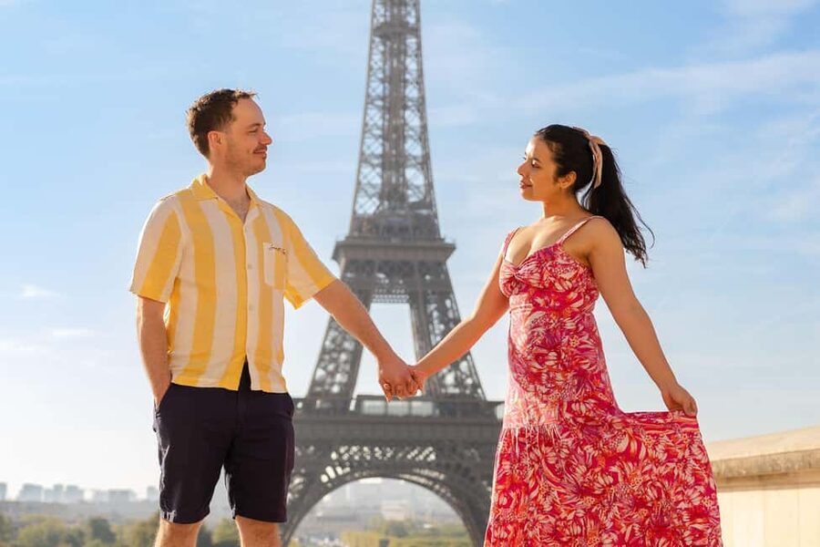 Paris: Private Photoshoot at the Eiffel Tower - Five useful things to know before booking