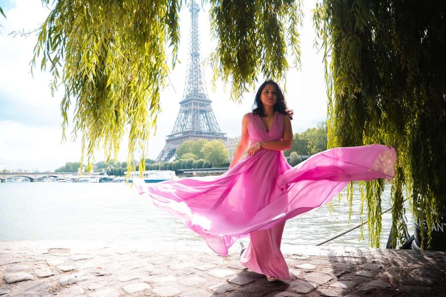 Paris: Private Photoshoot Near Eiffel Tower 55 Photos - What this Eiffel Tower photoshoot actually feels like