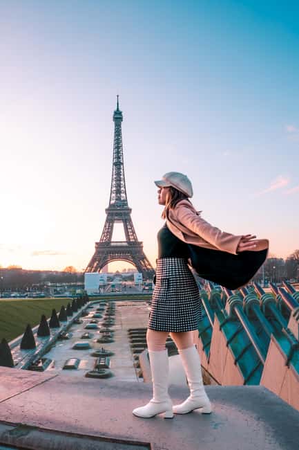 Paris: Private Photoshoot Near Eiffel Tower 55 Photos - Bir-Hakeim Bridge and the first set of portraits
