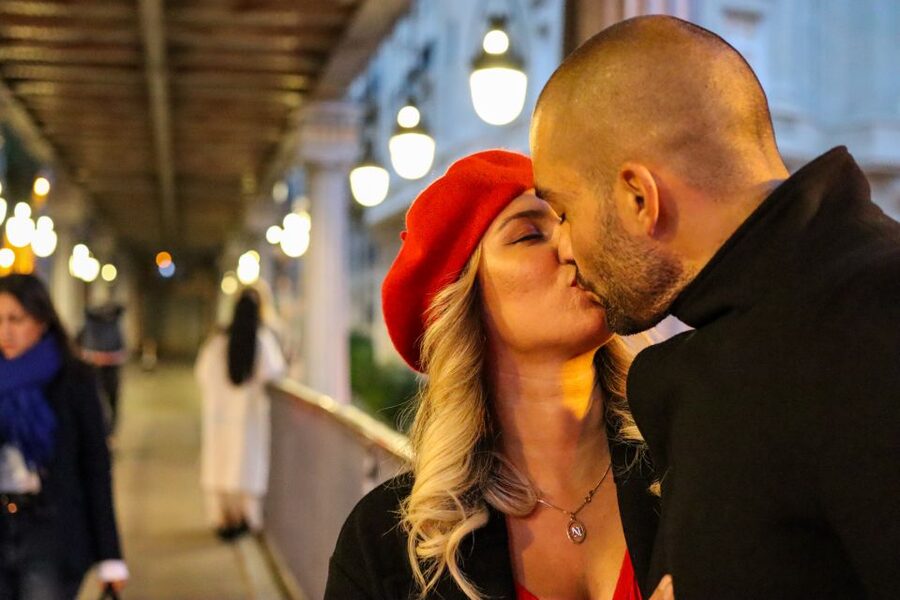 Paris: Romantic Photoshoot for Couples - Key points to know before you book