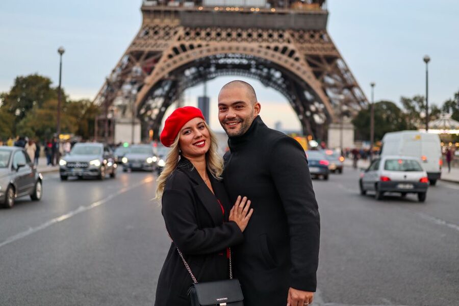 Paris: Romantic Photoshoot for Couples - Who will enjoy it most