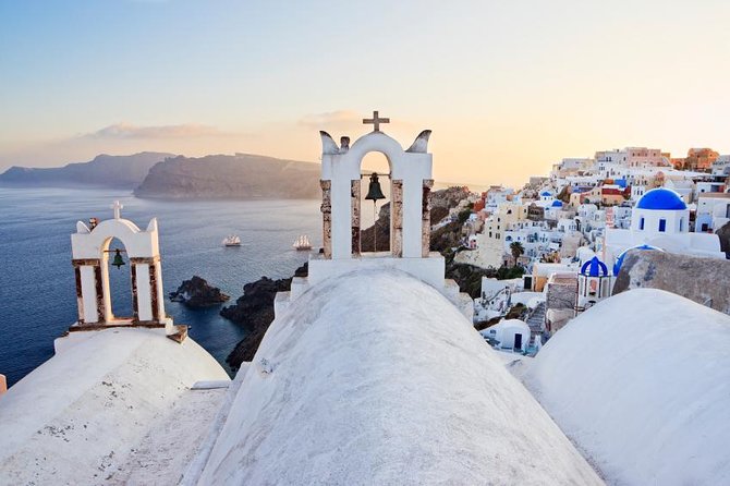 Personal Travel and Vacation Photographer Tour in Santorini - Key points to know before booking