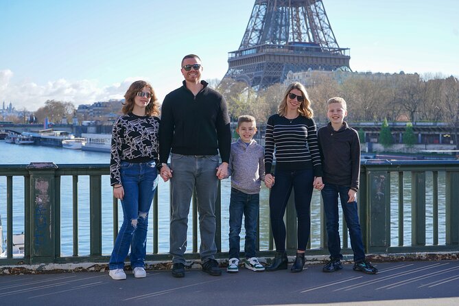 Photo Session in Paris - Photographer at the Eiffel Tower - What you receive after the session