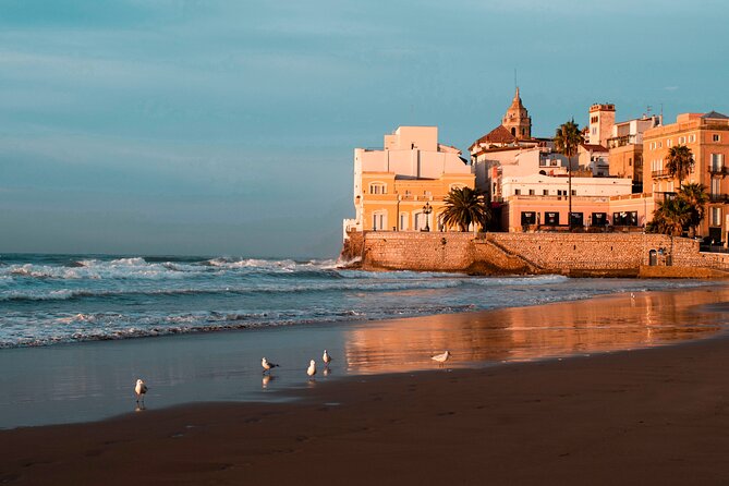 Photo Walking Tour Sitges Experience Beaches and Town - Starting at Sitges tourism office