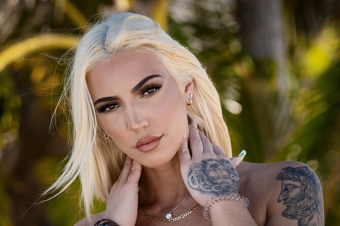 Photographer in Punta Cana, professional photo shoot - Posing, family pictures, and special occasions