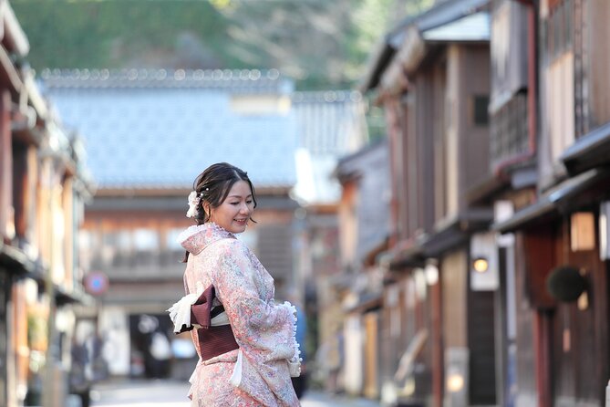 Photoshoot session by professional photographer in Kanazawa - What happens during the two-hour session