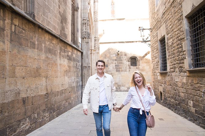 Photoshoot tour in Barcelona Secret Corners - Why this Barcelona photo walk works