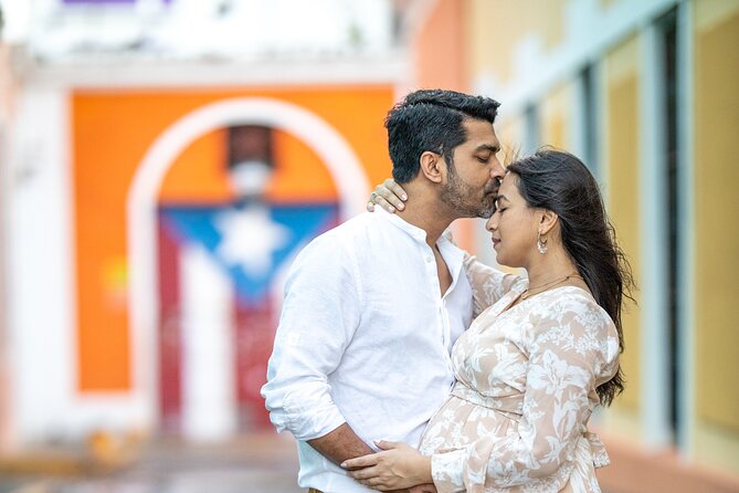 Private 30+Minute Photoshoot in Old San Juan (Photo shoot) - Posing help without forced smiles