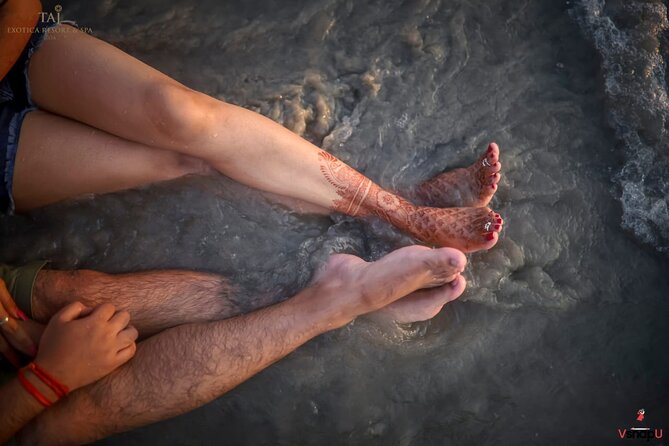 Private Beach Photoshoot in North Goa by Professional Photographer - Meeting your photographer near Nanu Shack