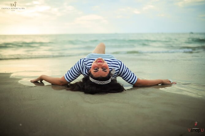 Private Beach Photoshoot in North Goa by Professional Photographer - What happens during the 45-minute beach session