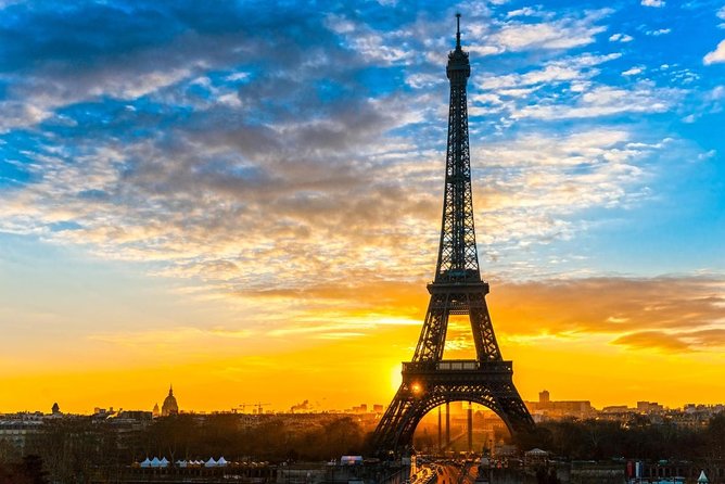 Private Guided Professional Photoshoot by the Eiffel Tower - Key Points Before You Book
