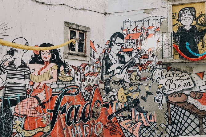 Private Highlights Photography Tour in Lisbon - Commerce Square and the riverfront