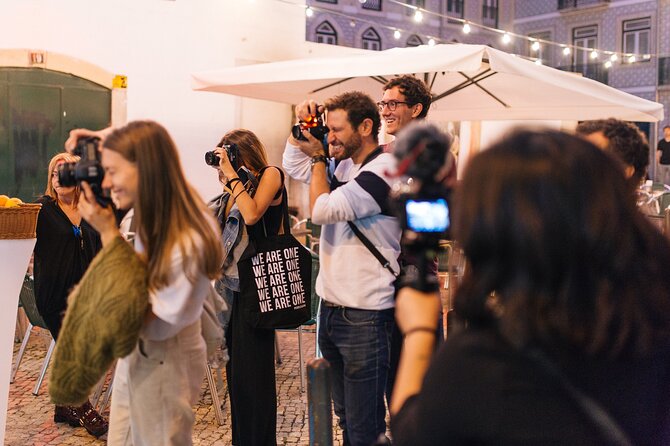 Private Highlights Photography Tour in Lisbon - Rua Augusta and the move into Baixa