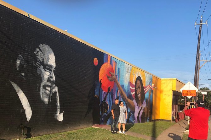 Private Houston Mural Instagram Tour by Cart - Guide quality is the biggest part of the experience