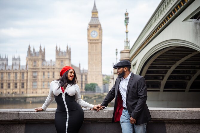 Private landmarks photoshoot for families and couples - The London Eye with the bridge in the frame